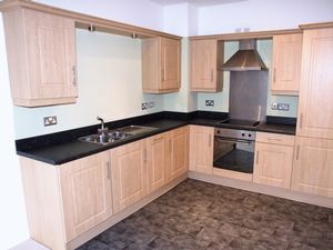 Modern kitchen - click for photo gallery